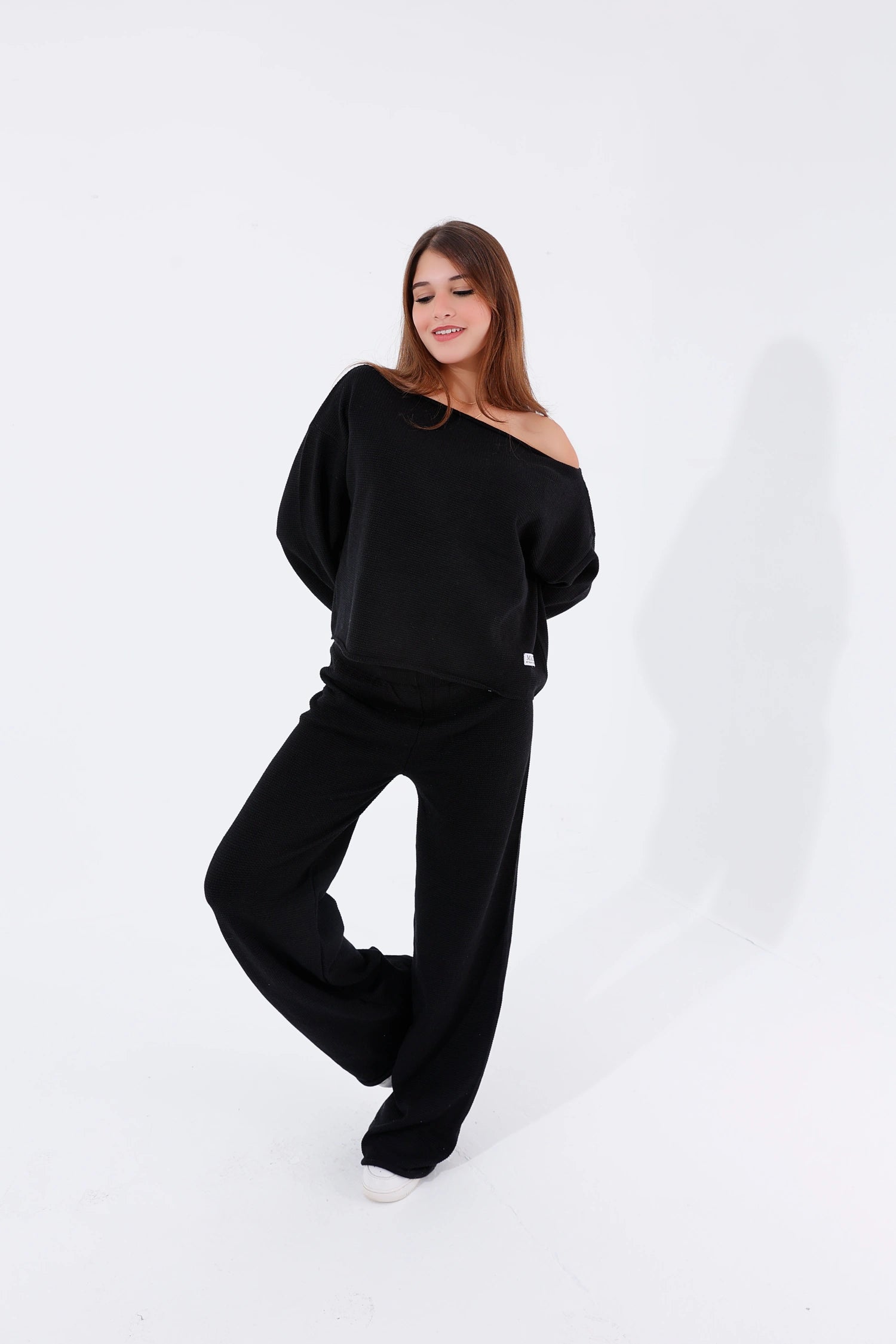 Black knitted set